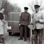 v.l.n.r.Pauline Sperl,Theodor Sperl (jun.), Firmengründer Theodor Sperl